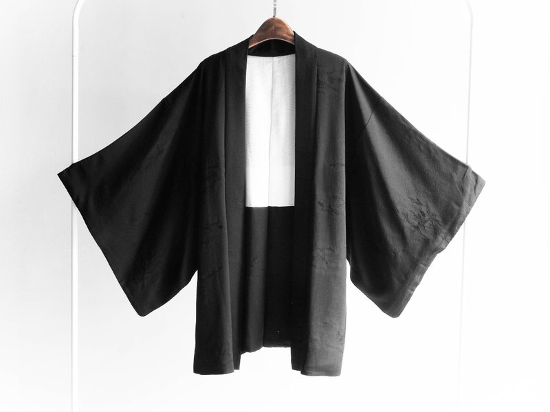 河水山 - 暗玥池叶湖畔 羽织 日本古董和服外套 古着 - 女装休闲/机能外套 - 棉．麻 黑色