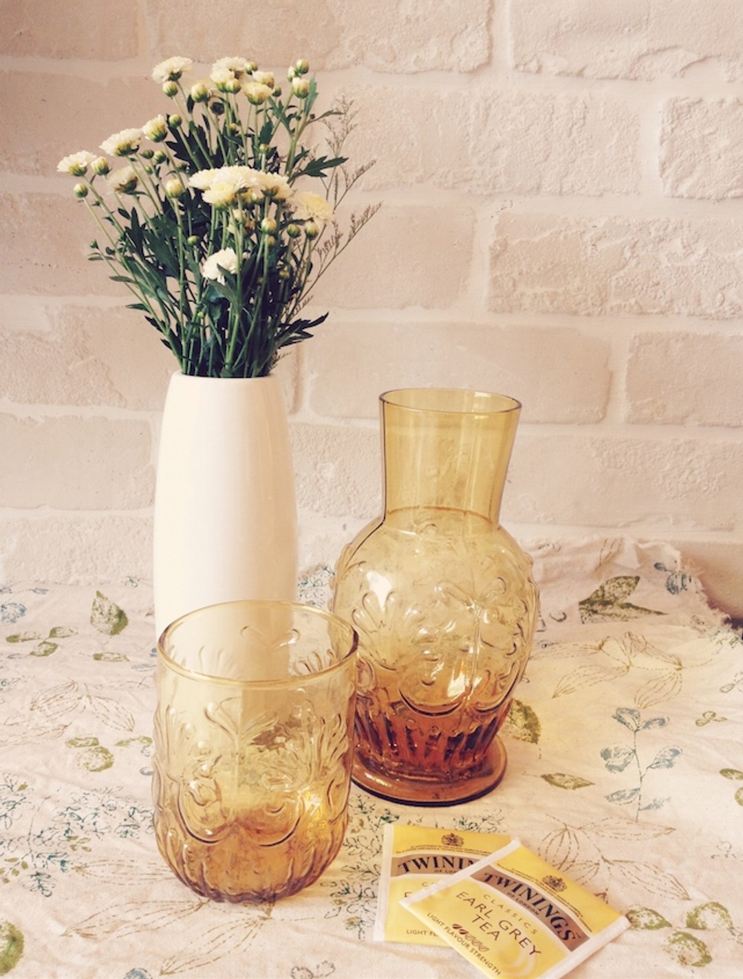 浮雕冷水杯壶 - 茶具/茶杯 - 其他材质 黄色