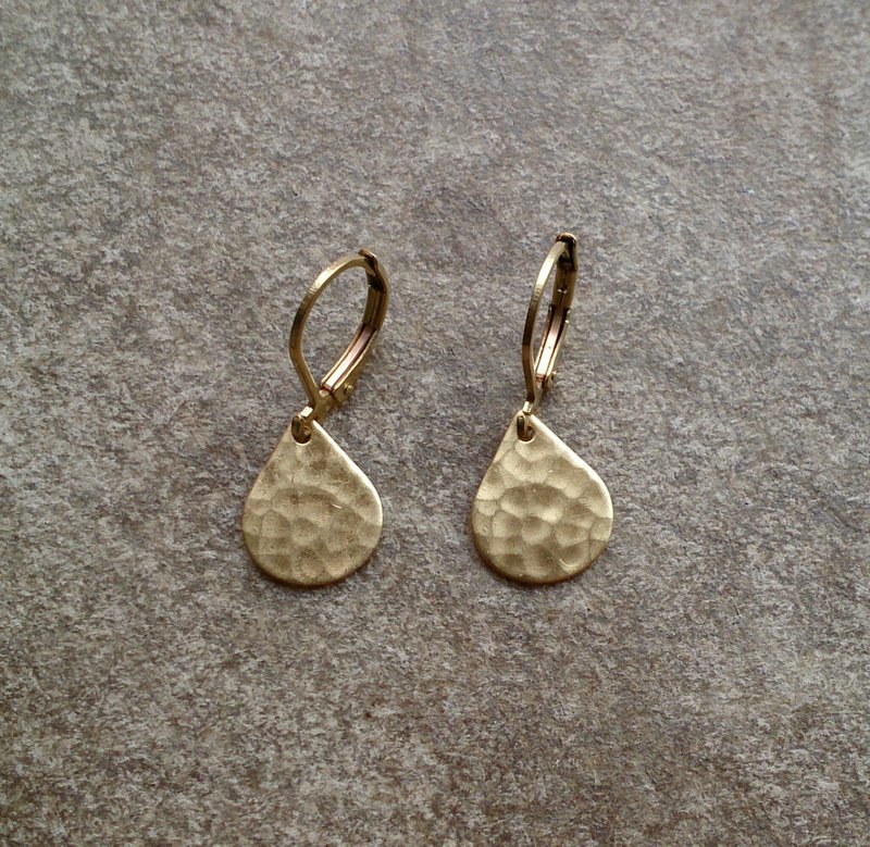 简约黄铜小水滴耳环 - 耳环/耳夹 - 宝石 金色