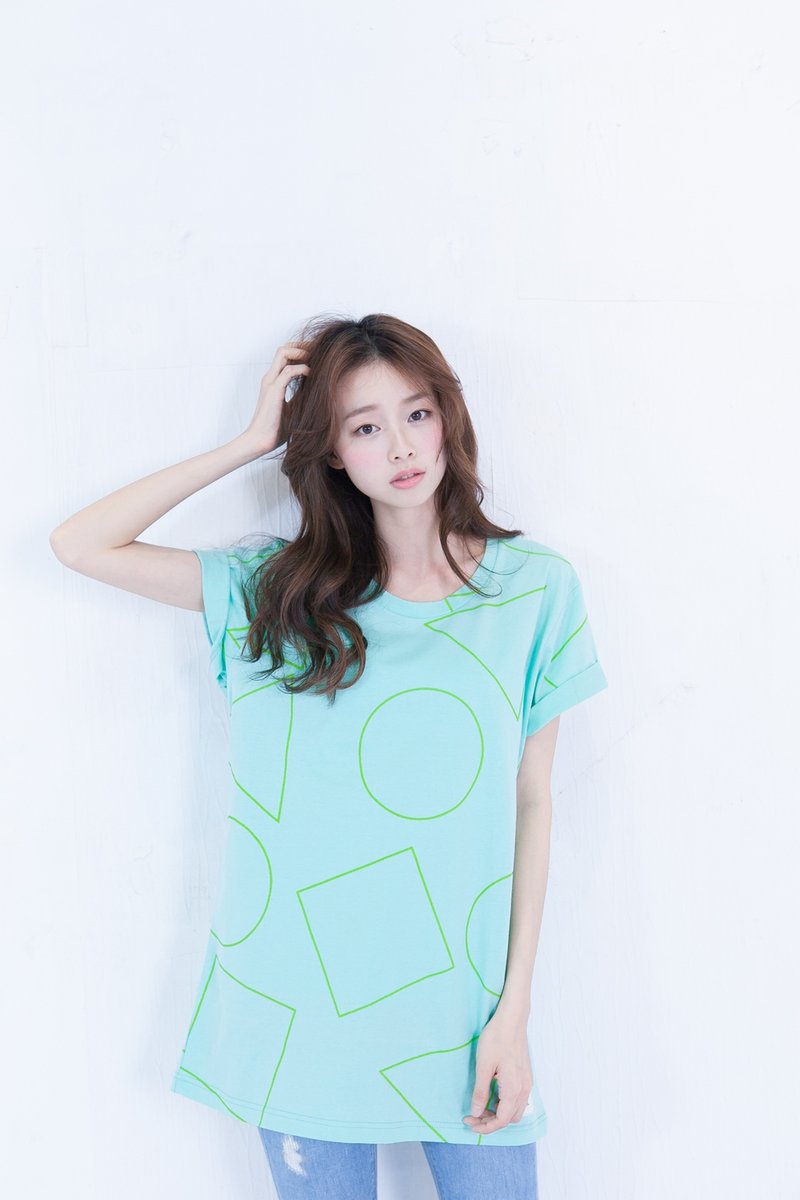 SUMI◆大几合图形_男女共用版型Tshirt◆4SF011_莱姆绿 - 女装 T 恤 - 棉．麻 绿色