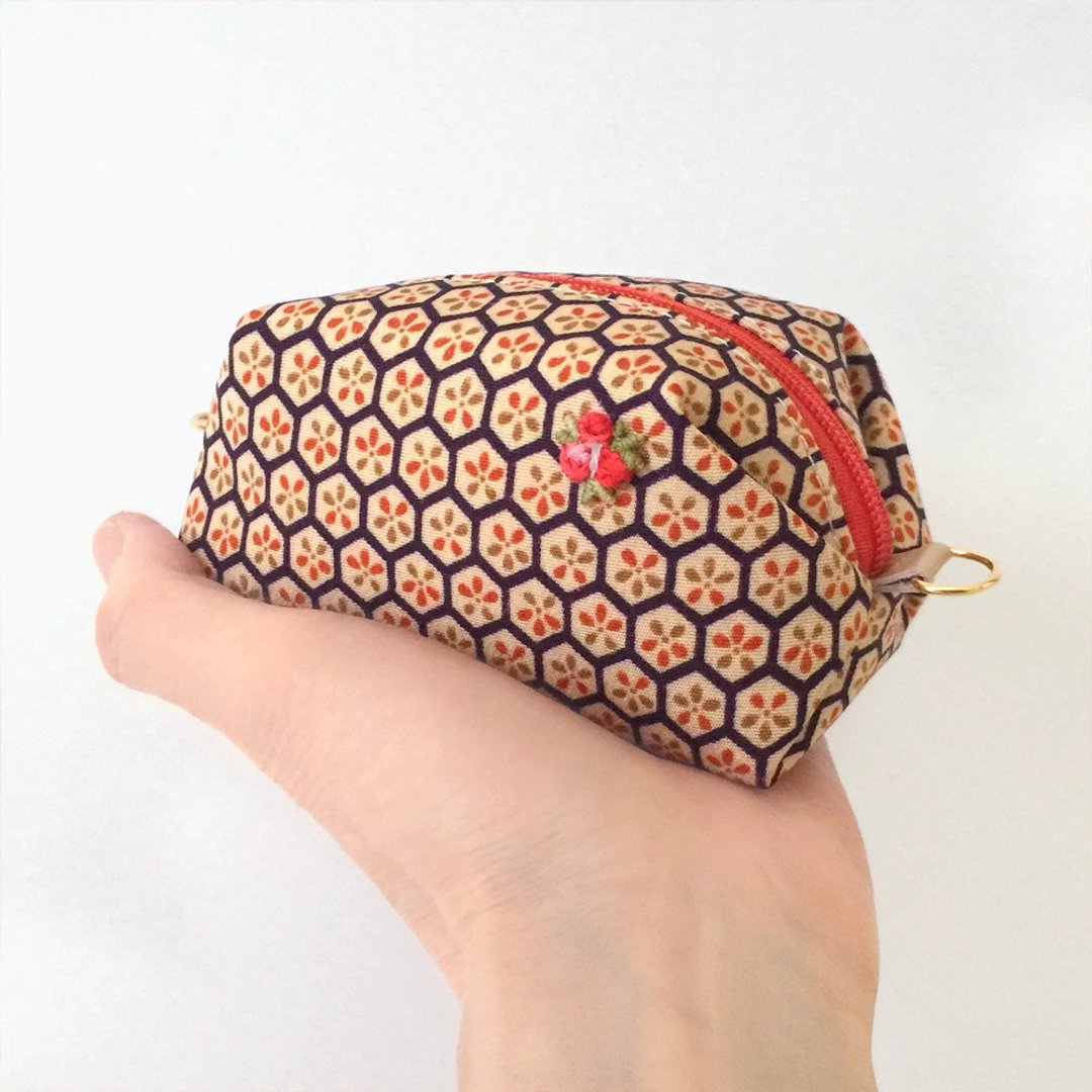 Pouch with Japanese traditional pattern, Kimono (Small) - 化妆包/杂物包 - 其他材质 橘色