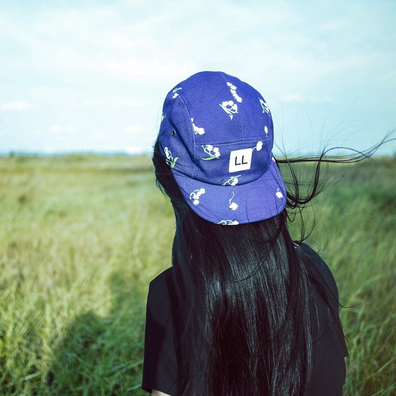 LLANO 夏令营经典款蚂蚁花朵印花遮阳街头厚帆布棒球帽死飞骑行帽铃兰花 - 帽子 - 其他材质 蓝色