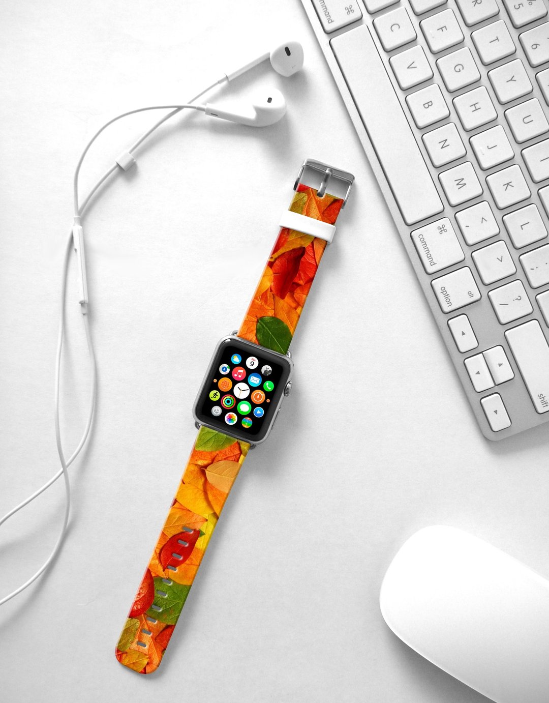 Apple Watch Series 1 , Series 2, Series 3  - Apple Watch 真皮手表带，适用于Apple Watch 及 Apple Watch Sport - Freshion 香港原创设计师品牌 - 红叶图案 - 表带 - 真皮 