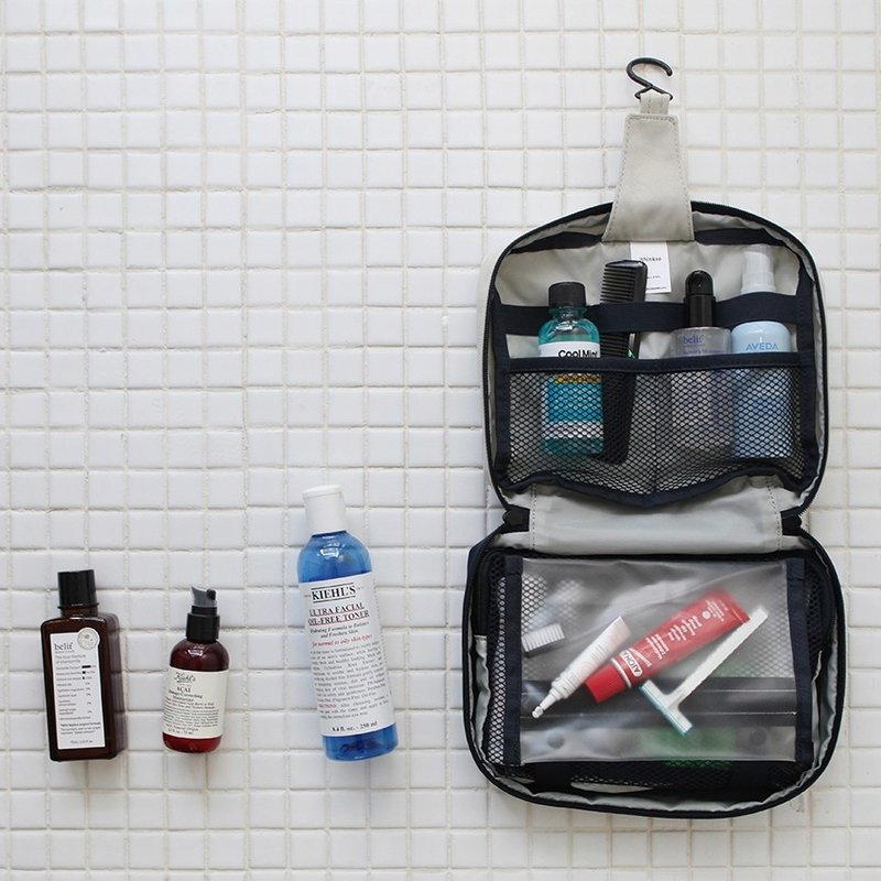 【牛一水佘】ithinkso 双色 拼色 旅游 盥洗包 洗漱包 可手提 HALF COLOR TOILETRY 旅行 环保 - 化妆包/杂物包 - 防水材质 