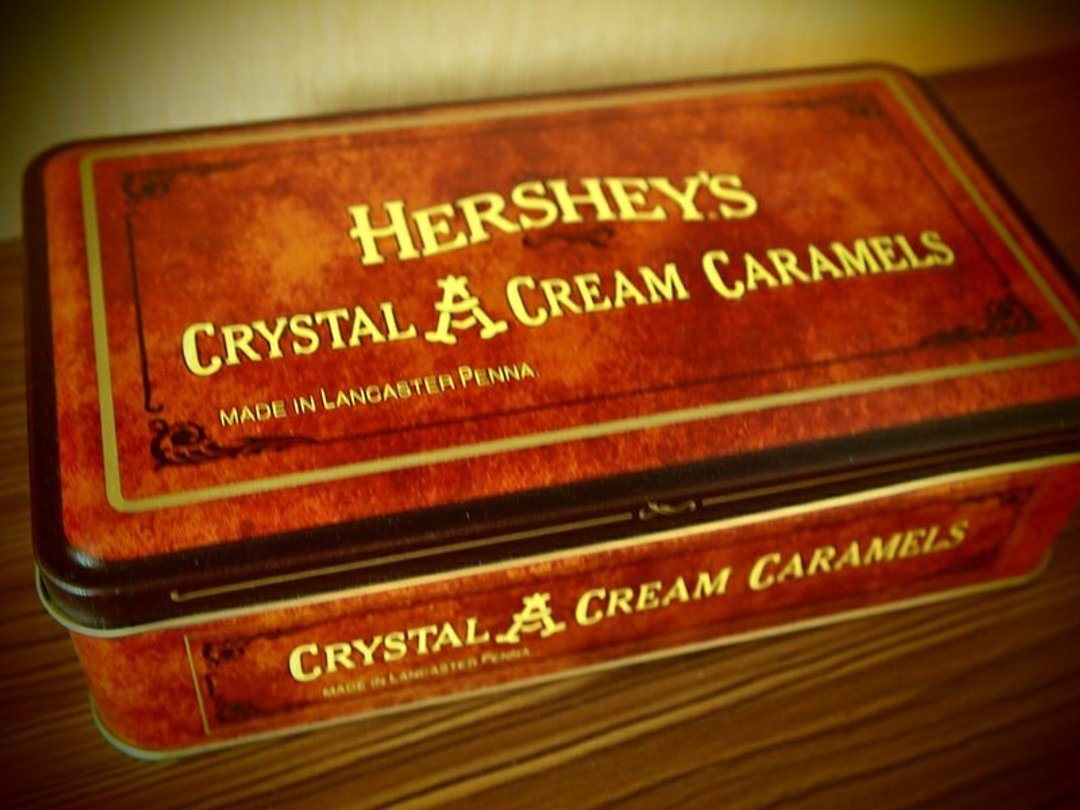 美国制老铁皮罐 Hershey's 1997 tin box  - 铅笔盒/笔袋 - 其他材质 红色