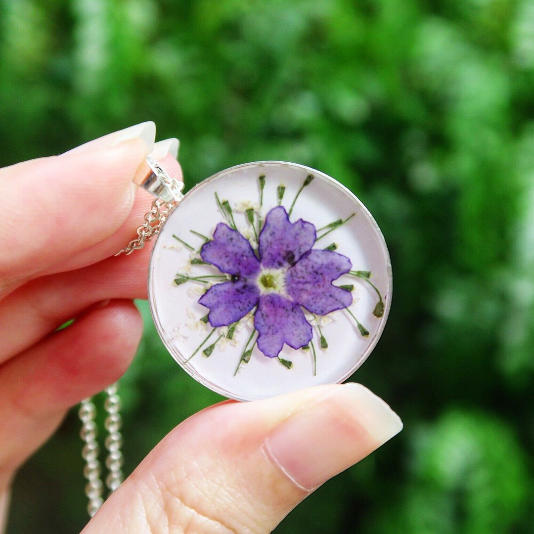 Jumbo Blossom Necklace (珍宝押花项链) - 项链 - 其他金属 紫色