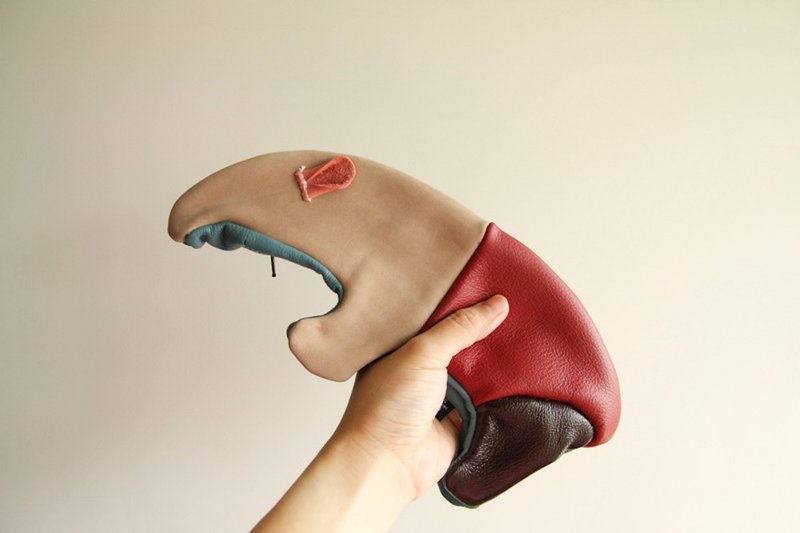 +zoom- 马来貘造型笔袋(置物袋) - 真皮 - 笔筒/笔座 - 真皮 黑色