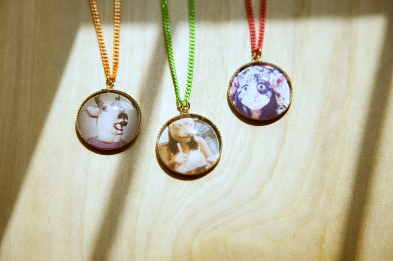 今晚我是手-我们都在过面具人生鹿头/虎头/猫头泡泡球萤光春天色手链 - 手链/手环 - 其他金属 橘色