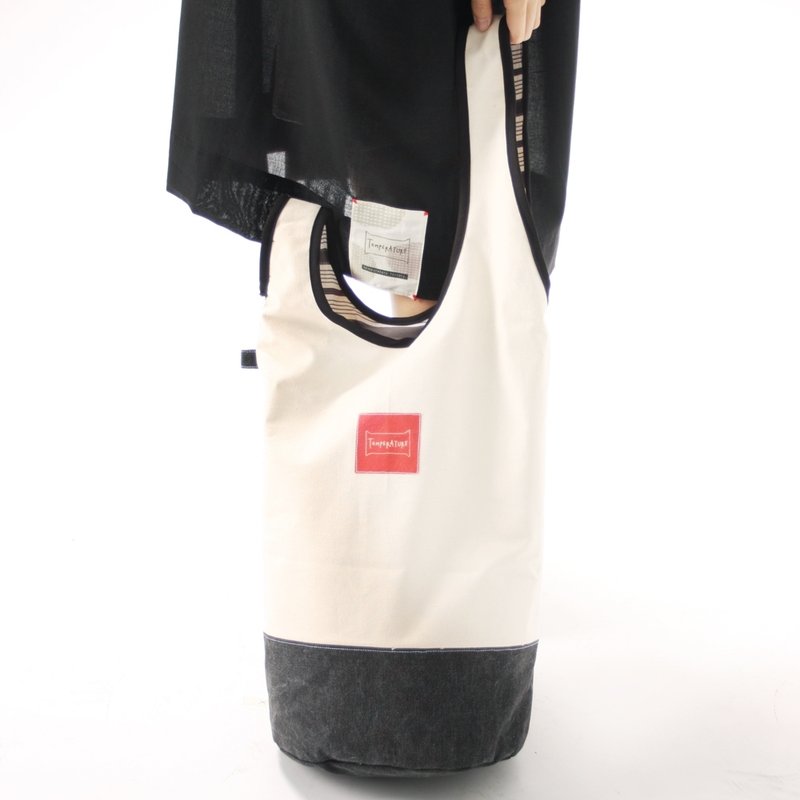 特殊单肩水桶包 - 手提包/手提袋 - 其他材质 白色