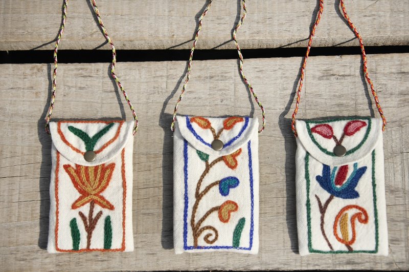 手感手工刺绣手机套-花漾 ( 仅剩B ) - 其他 - 绣线 