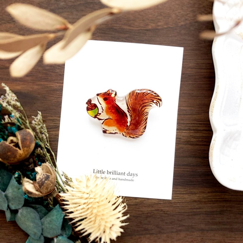 020　松鼠胸针 别针 - 胸针 - 塑料 咖啡色