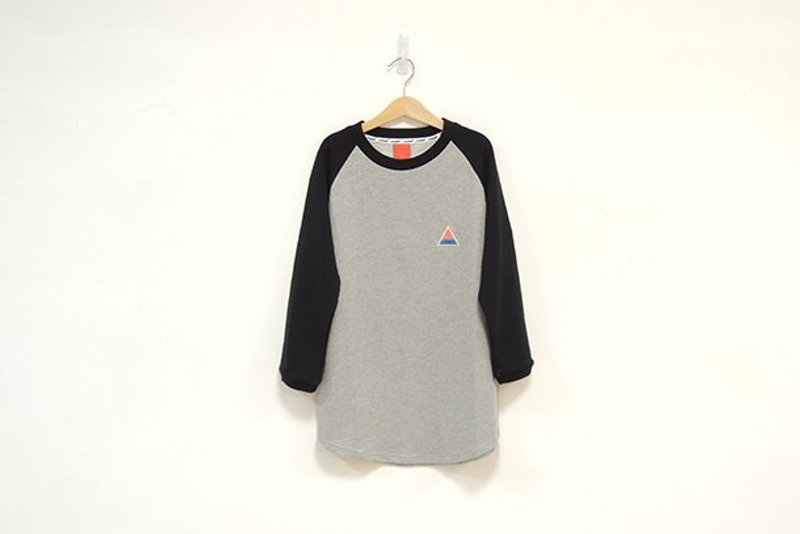 "H-ZOO" 三角形补丁七分袖 - 黑灰款（ 已售完 ） - 女装 T 恤 - 其他材质 灰色