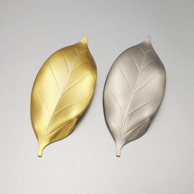 <日本Shinko>日本制 设计师系列-作用 山田佳一朗 叶片筷架礼盒 - 筷子/筷架 - 不锈钢 多色