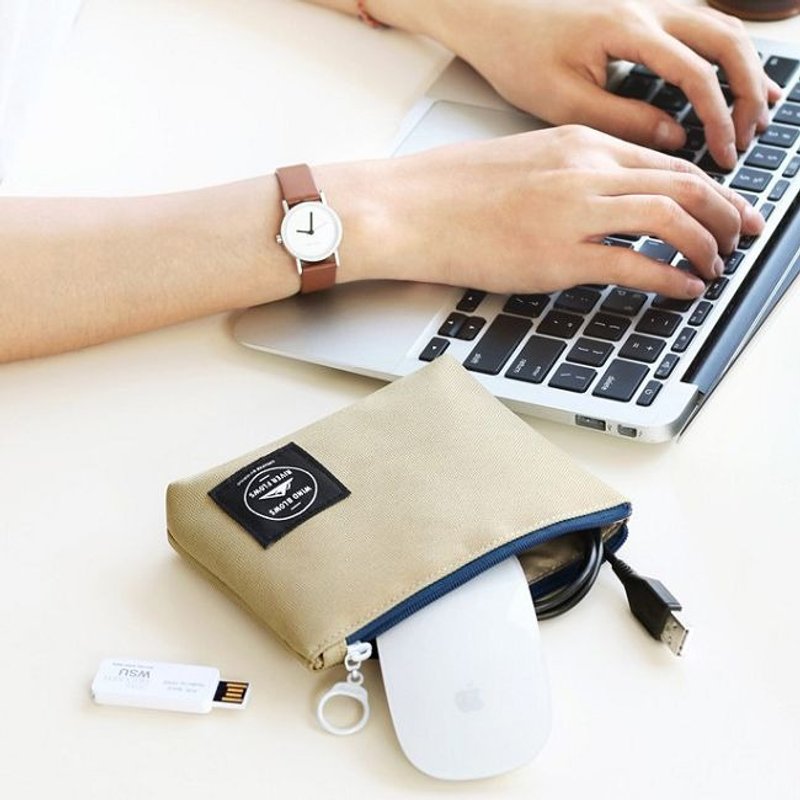 iconic-闪电3C周边充电器收纳包-卡其,ICO84082 - 手拿包 - 其他材质 卡其色