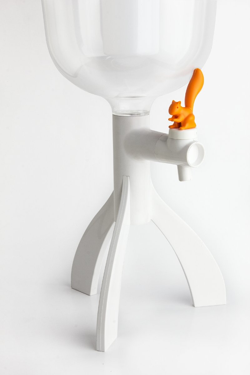 QUALY 松鼠戏水瓶 - 饮水器 - 茶具/茶杯 - 塑料 