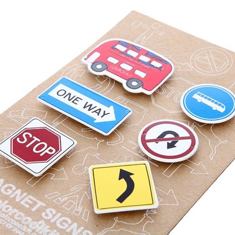 交通号志造型磁铁组（红色伦敦巴士） - 冰箱贴/磁贴 - 其他金属 