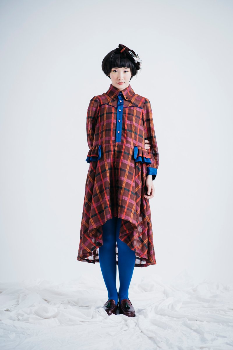 moi non plus 柳珊瑚格子洋装 - 洋装/连衣裙 - 棉．麻 咖啡色