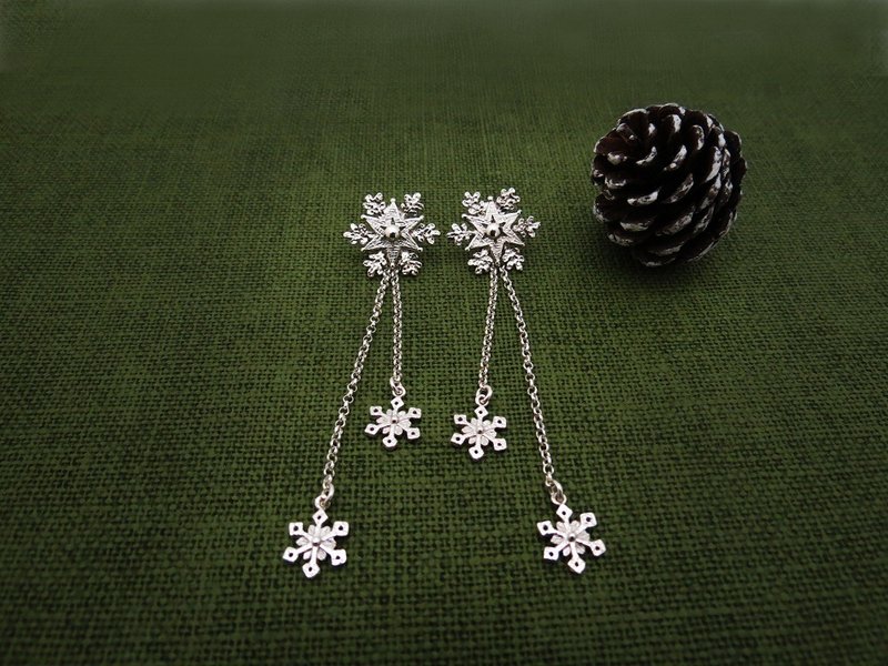 圣诞星星雪花 - 两件式耳环 | 925纯银 垂坠耳环 手工银饰 - 耳环/耳夹 - 纯银 银色