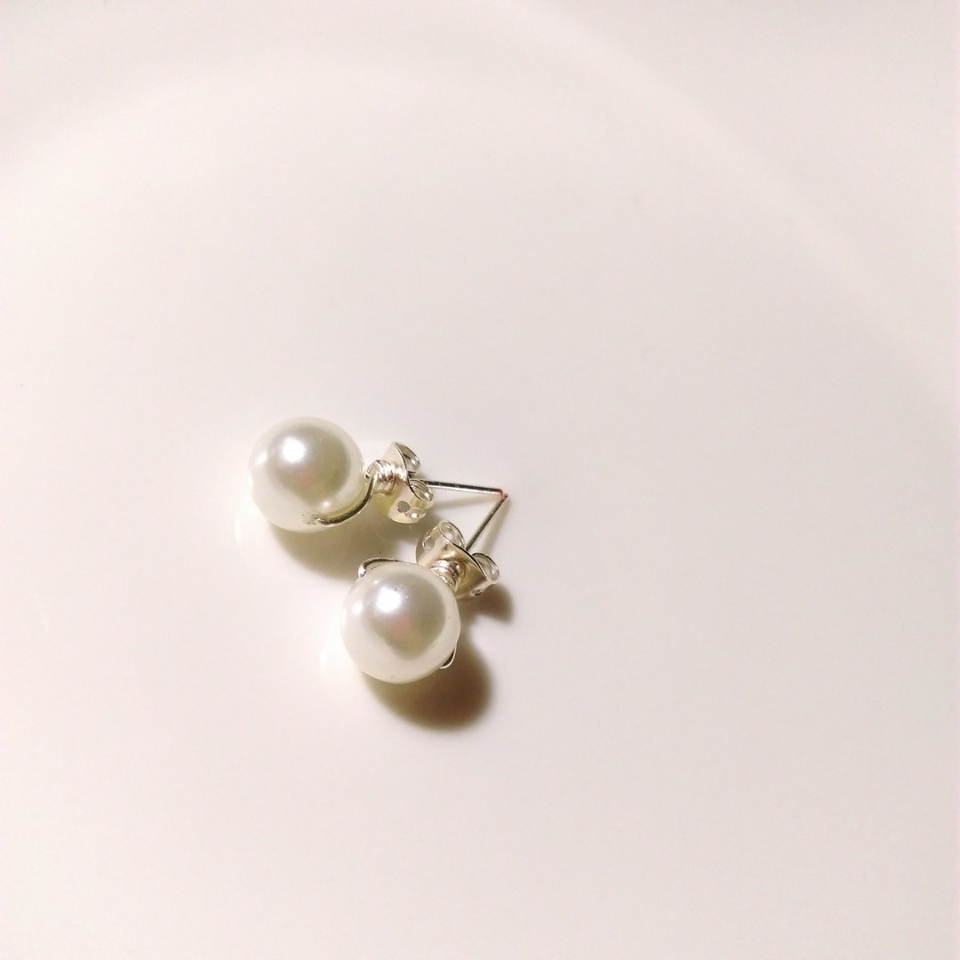 【LeRoseArts】Belle Perle系列手制耳环- Shell Pearl贝壳珍珠镀银线制 - 耳环/耳夹 - 宝石 白色