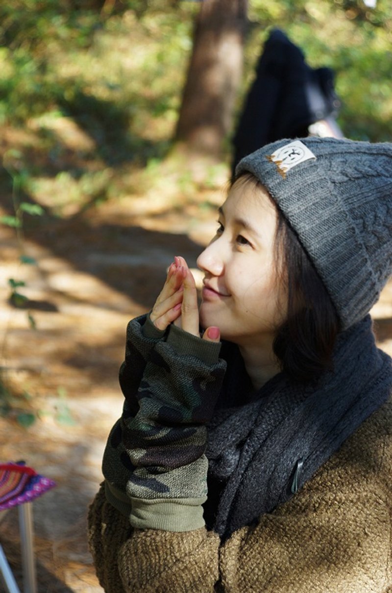 韩国【KEKKI】北欧爱尔兰 秋 冬 暖手 手套 迷彩风格 - 其他 - 其他材质 绿色