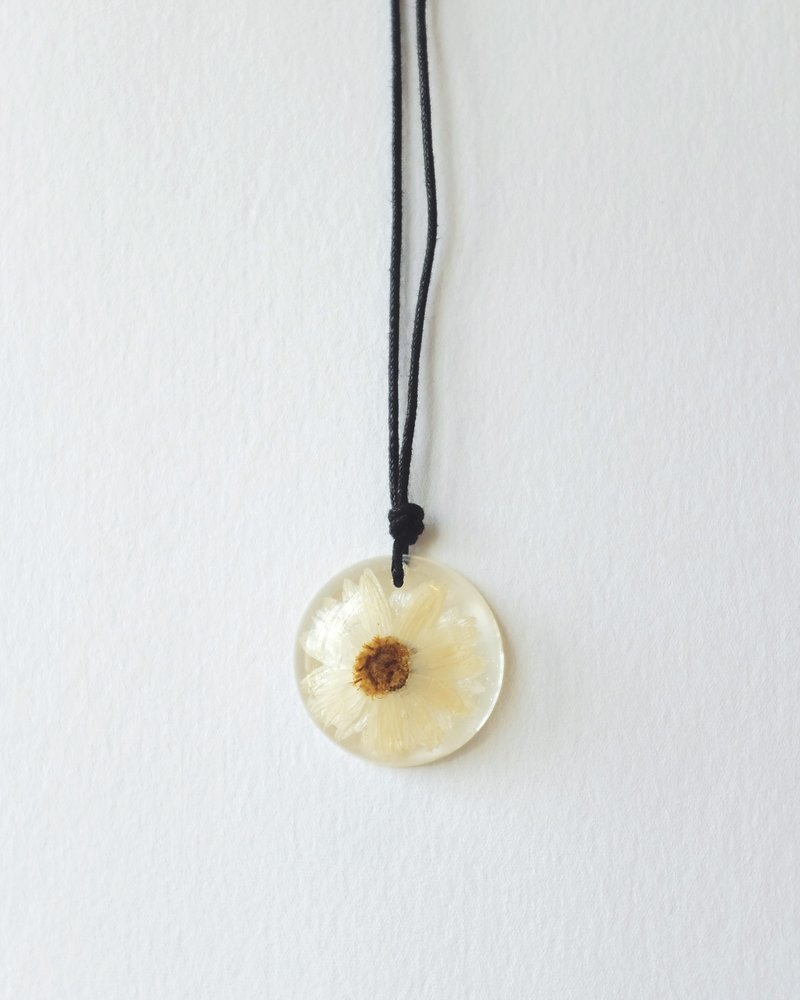 －Nymph Shine－押花颈链【白鳞菊】 - 颈链 - 塑料 