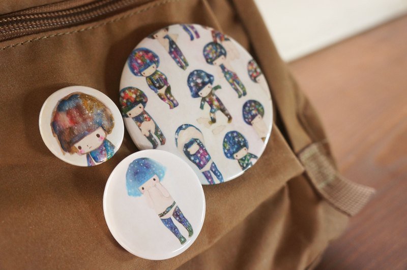 宇宙女孩徽章别针 - 徽章/别针 - 塑料 