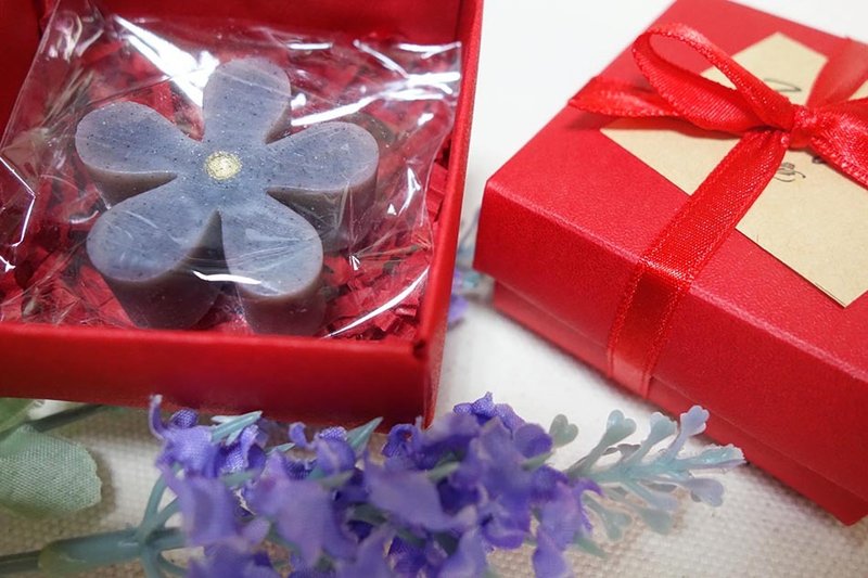 Mini Soap / 小雏菊香皂单入小礼盒 - 石榴红 / 婚礼小物、企业赠礼、送客礼、二次进场、旅行皂 - 香薰/精油/线香 - 纸 红色