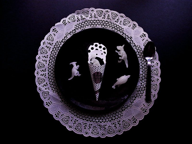 蕾丝花纹餐垫（米白） - 厨房用具 - 硅胶 白色