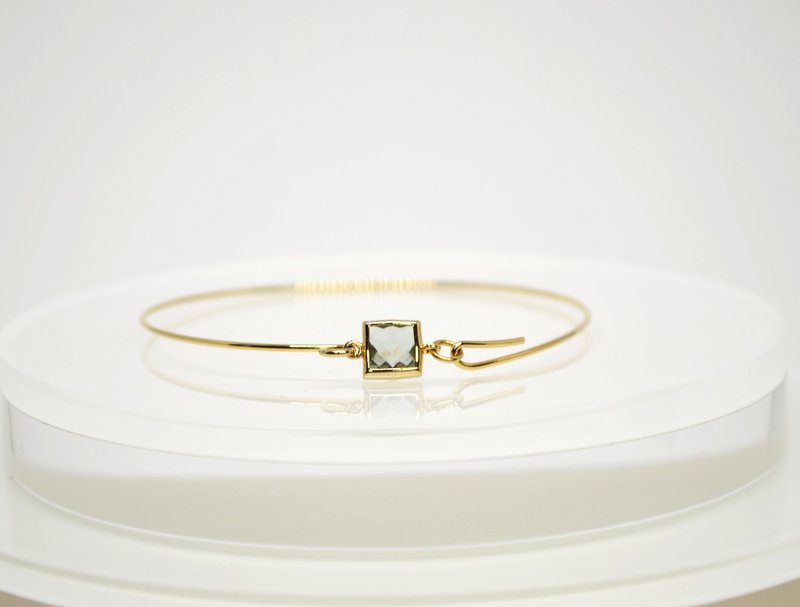 手环／带翻光面琢型方形玻璃坠饰手环 - 手链/手环 - 玻璃 灰色