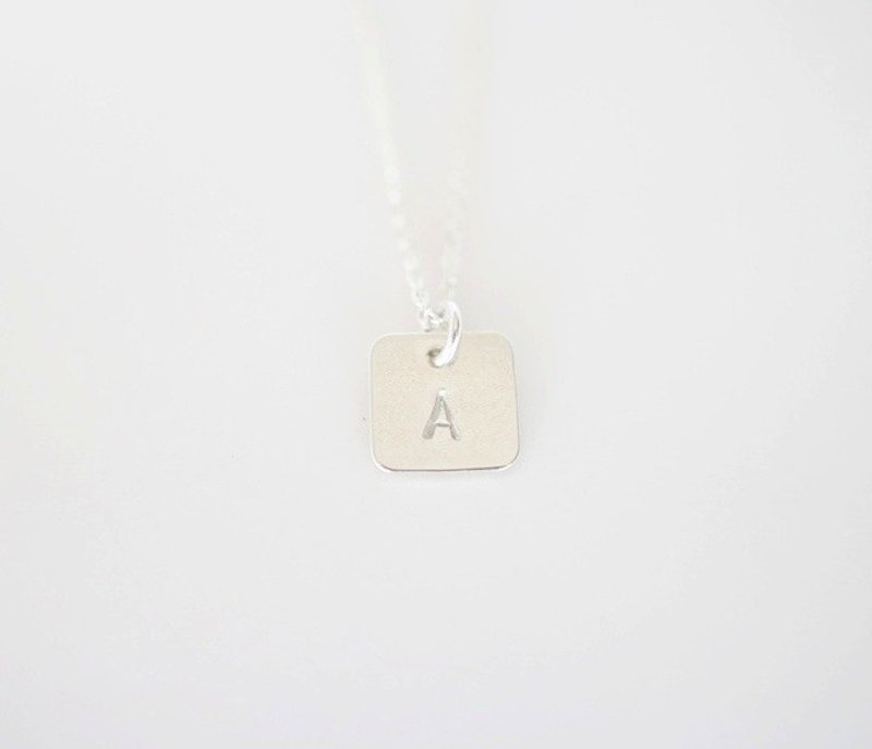字母项链 纯银方型字母项链 925纯银饰品 生日礼物 姐妹链 伴娘礼 - 项链 - 其他金属 白色