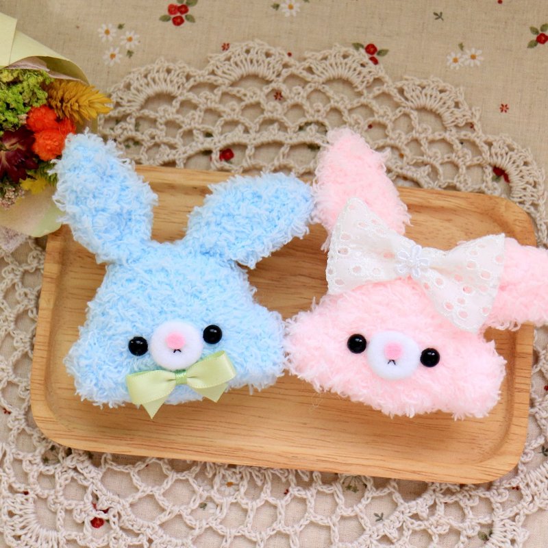 兔娃娃－情侣。钥匙圈。吊饰 - 钥匙链/钥匙包 - 其他材质 