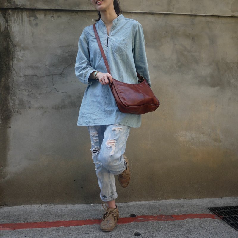 夕卡 Shika // Vintage bag SOB DEALL 制植物鞣牛皮肩背包 {A1-086} - 侧背包/斜挎包 - 其他材质 咖啡色