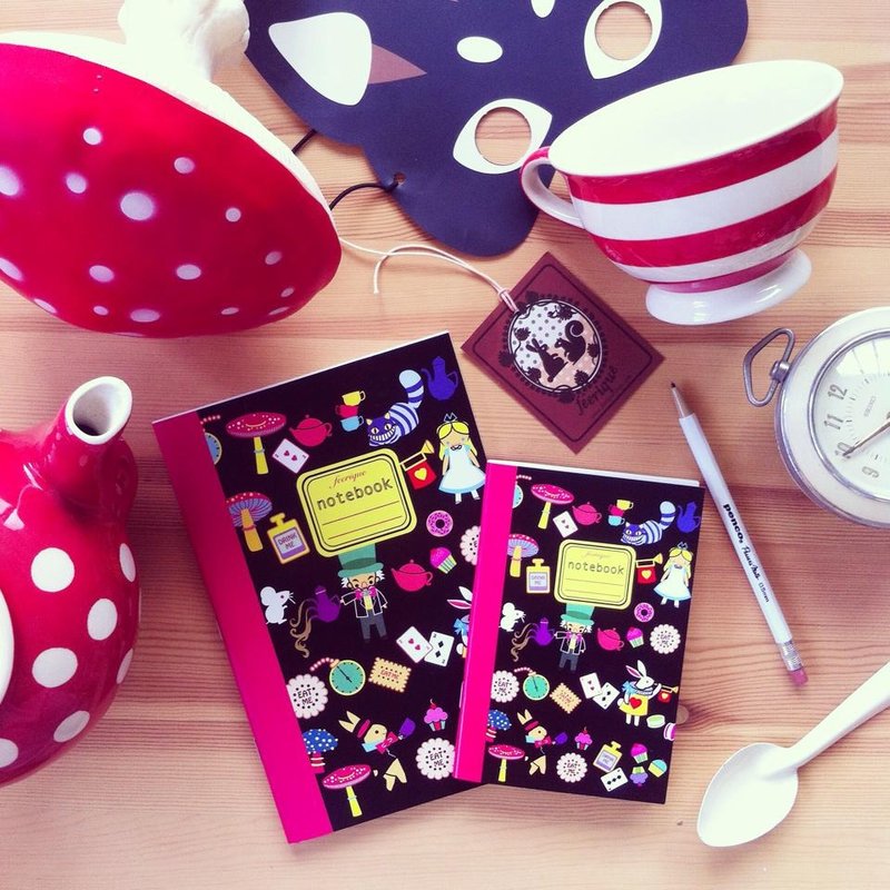 Notebooks in A5 and A6, Alice in Wonderland - 笔记本/手帐 - 纸 黑色