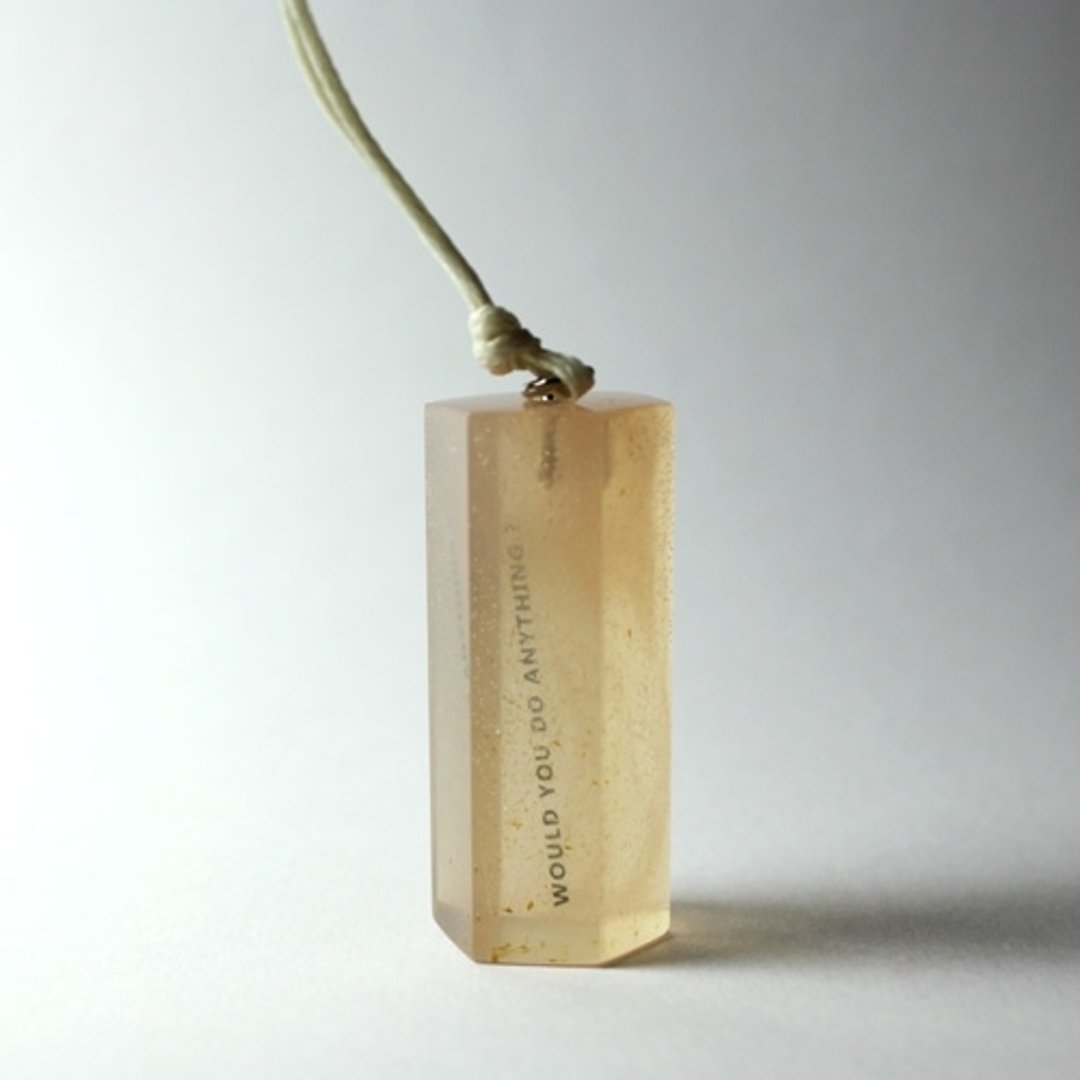 ▷ 颜奇药局 ▷ 树酯项链 / 透明六角 / do anything ? / 浅金粉肤 - 项链 - 塑料 