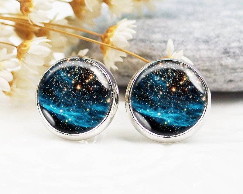 外太空 - 夹式耳环｜耳针耳环｜小脸修饰时尚配件｜生日礼物 - 耳环/耳夹 - 其他金属 多色