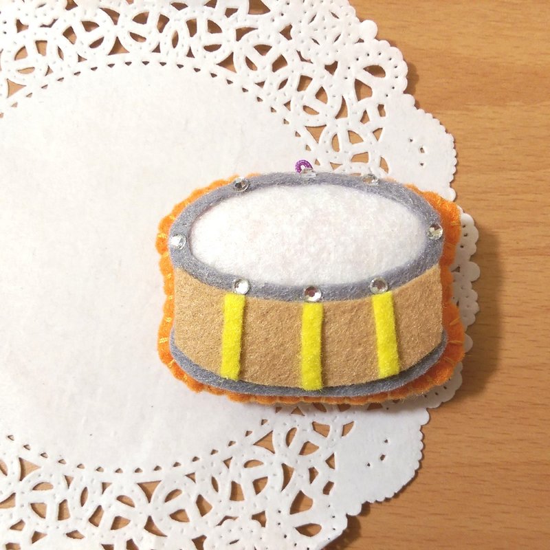 (出清)小鼓不织布吊饰/钥匙圈(黄色) - 吊饰 - 其他材质 黄色