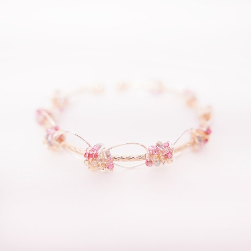 Pamycarie手工绕银金线玻璃珠粉红色系铜手镯 - 手链/手环 - 其他材质 粉红色