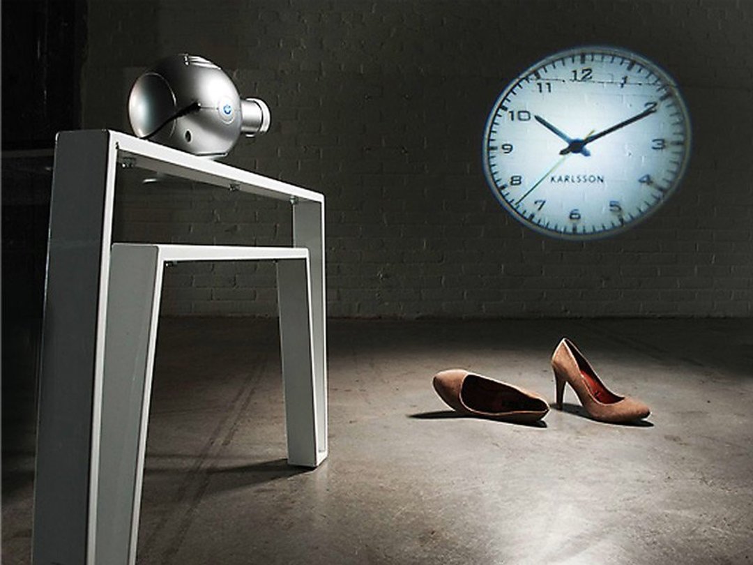 Karlsson white Ovo projector clock 荷兰Karlsson 挂墙/座枱 Ovo投射时钟 - 时钟/闹钟 - 塑料 白色