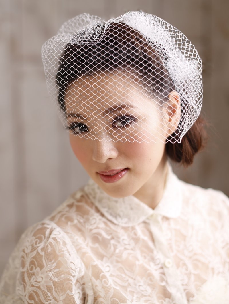 《Being of Love》Birdcage Veil／新娘面纱／新娘头饰／西式婚礼手工制婚礼配饰 - 发饰 - 真皮 白色