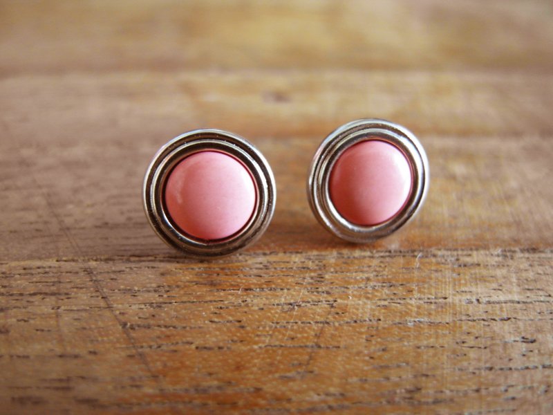 复时品【早期手工耳环：红粉知己】 - 耳环/耳夹 - 压克力 粉红色