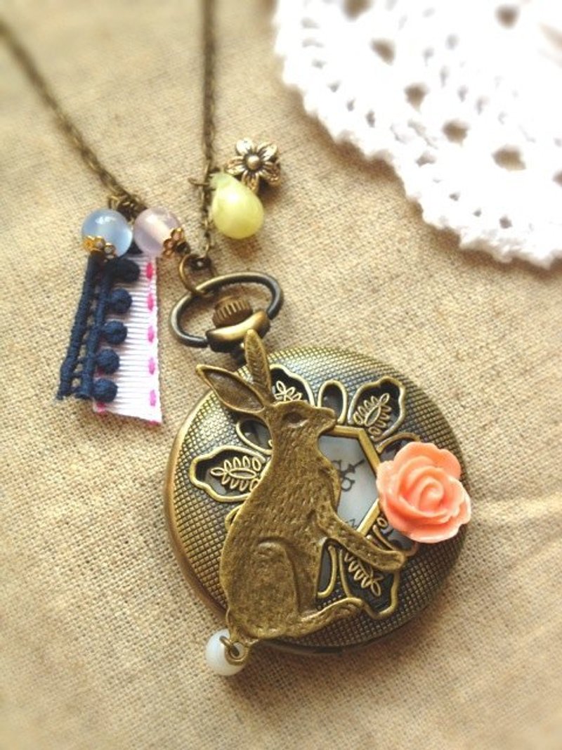 [imykaka] ♥ 兔子丝带粉蓝红怀表项炼    情人节 礼物 - 项链 - 其他金属 多色