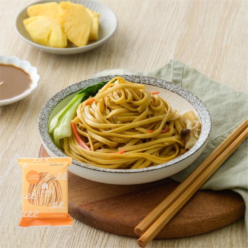 【 森林面食 】森林拌面 - 竹山蕃薯(细面)x风味麻酱(全素) 单包 - 面/面线/米粉 - 新鲜食材 橘色