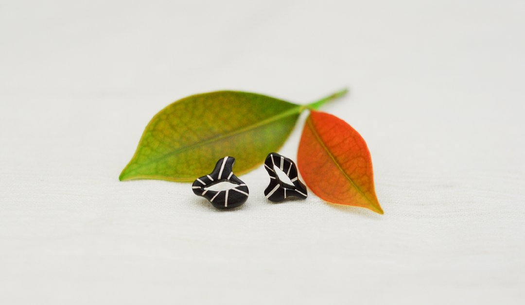 蜕变系列｜无限｜黑檀镶银｜耳针式耳环|  Transform series | limitless | Black sandalwood, silver| earrings - 耳环/耳夹 - 木头 黑色