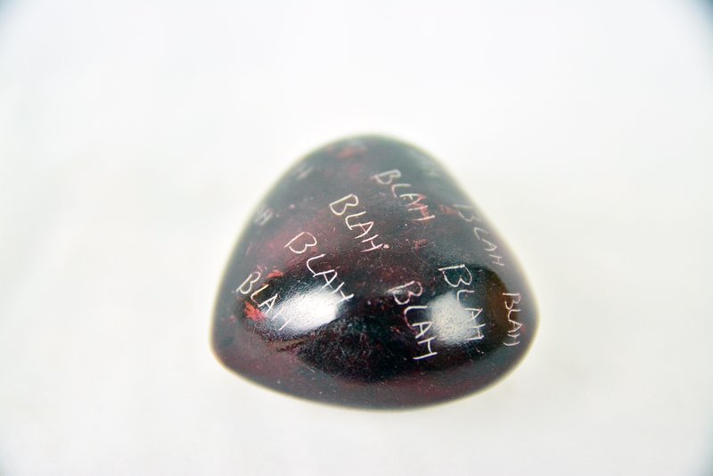 爱心石头相片夹纸镇＿BlahBlah＿公平贸易 - 文件夹/资料夹 - 宝石 黑色