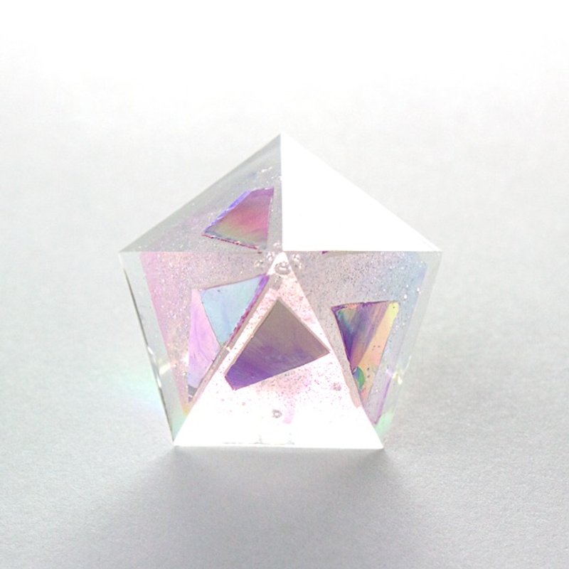 Pentagon single earrings (DVD of debris and rainbow lame) - 耳环/耳夹 - 其他材质 粉红色