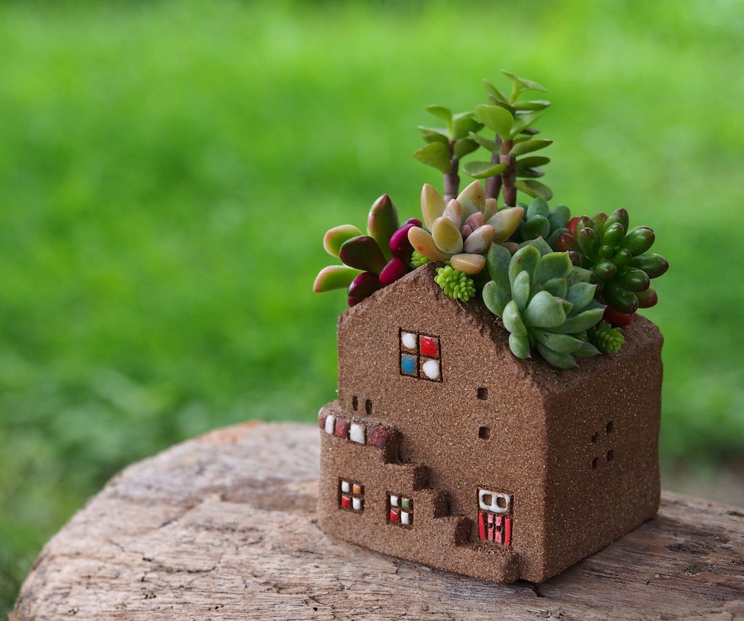 【花园小屋Garden】陶手作-超可爱巧克力屋(S)/Ceramic House/ - 植栽/盆栽 - 其他材质 