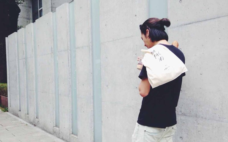 ::浏海树:: 像塑胶袋的布袋子_小袋 - 手提包/手提袋 - 其他材质 白色