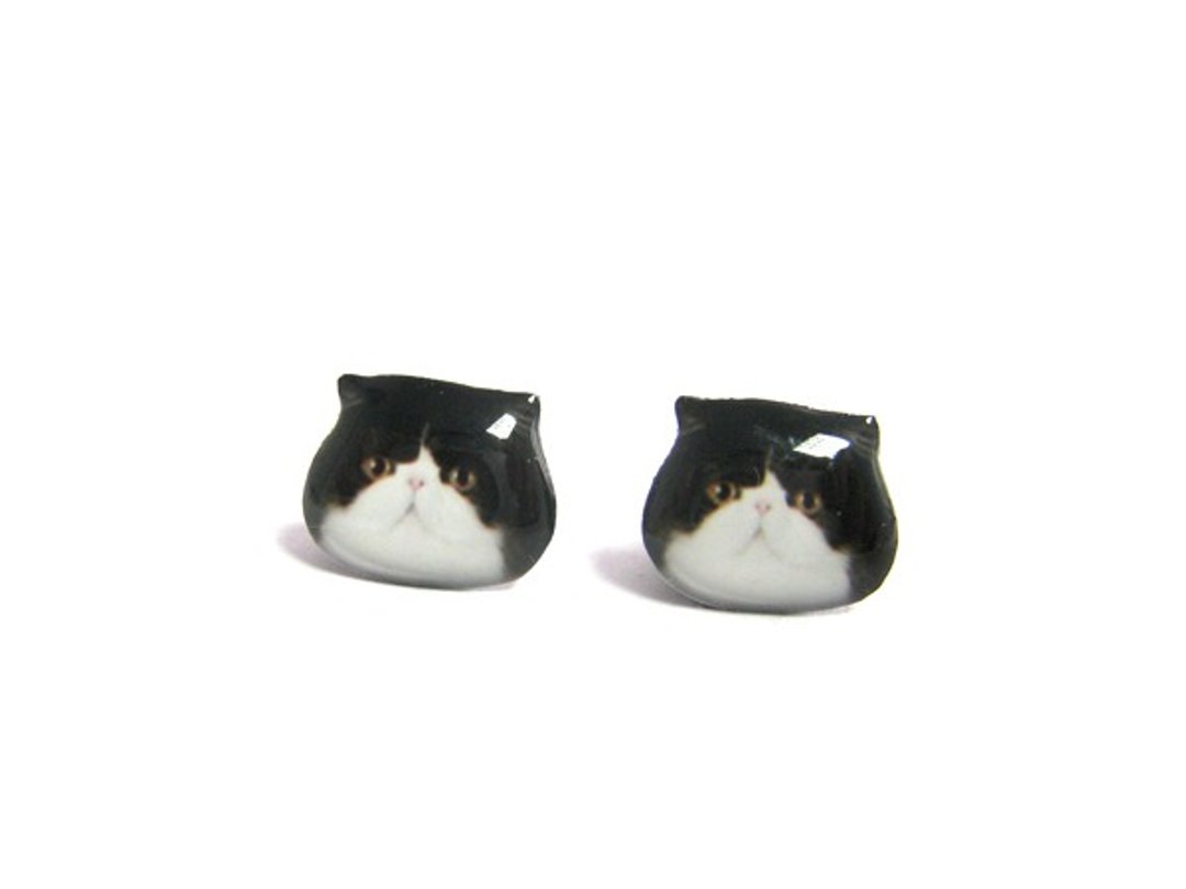 可爱黑白色异国短毛猫耳环 A025ER-C13 - 耳环/耳夹 - 塑料 黑色