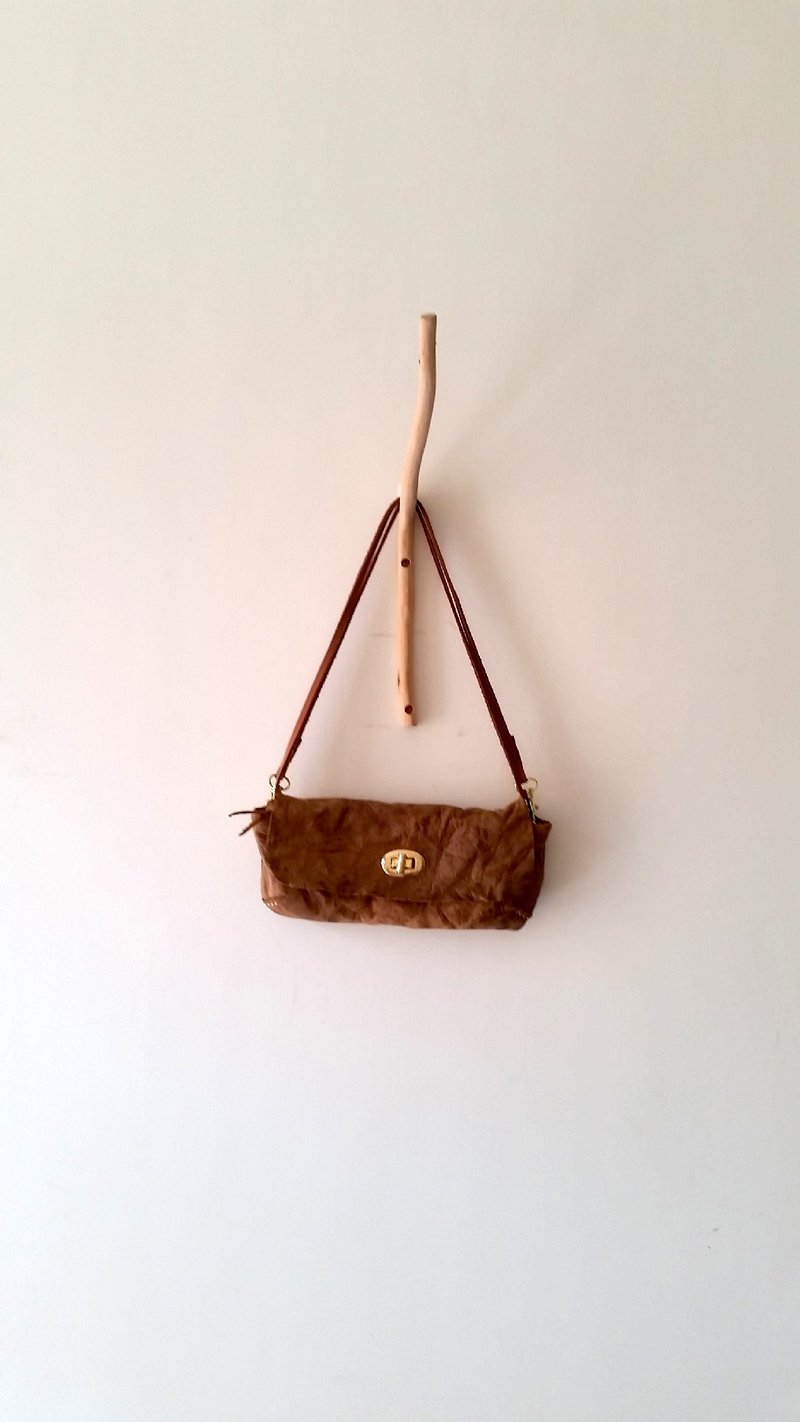 圣诞节 礼物 008 手缝复古真皮牛皮长型单宁钱包-可打英文名字钢印 - 侧背包/斜挎包 - 真皮 咖啡色