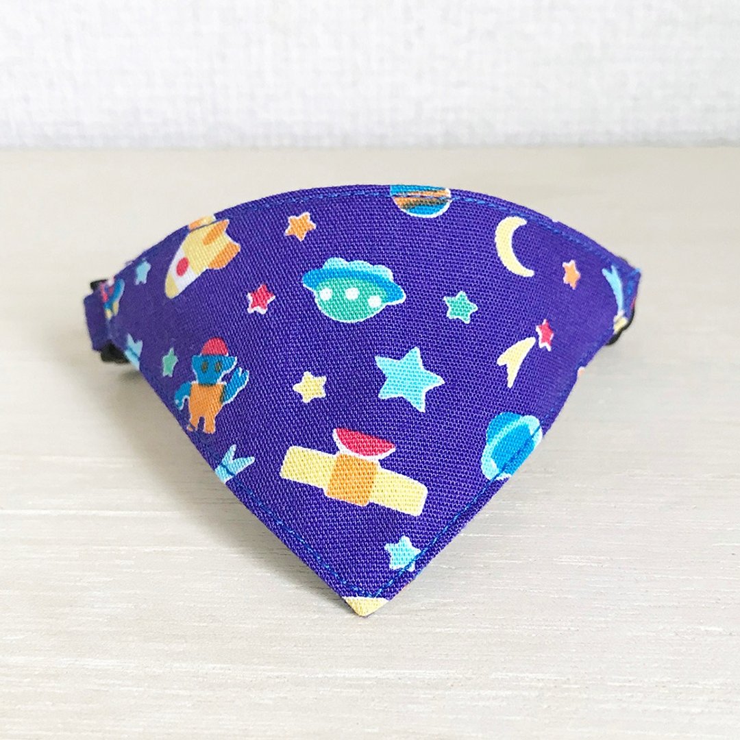 [Space Flight Pattern] Bandana Style Safety Collar for Cats Safety Collar Cat Collar - 项圈/牵绳 - 棉 紫色